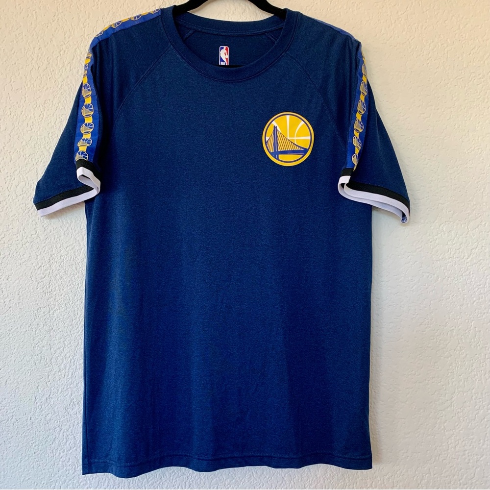 Golden State Warriors NBA Basketball Short Sleeve Shirt Size Medium